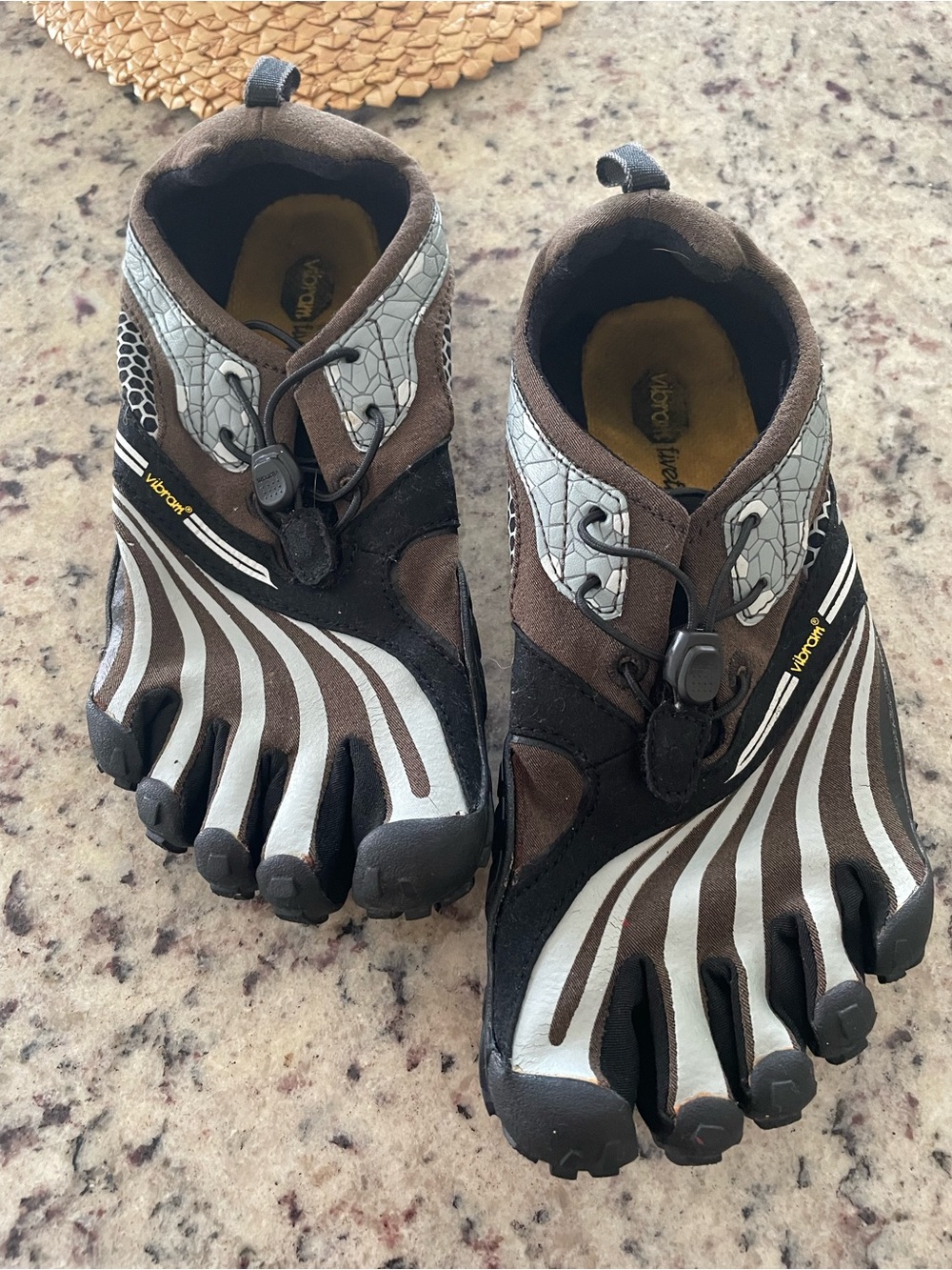 Vibram Five Fingers V Trail Barefoot Running Shoes Sz 38 in good used condition